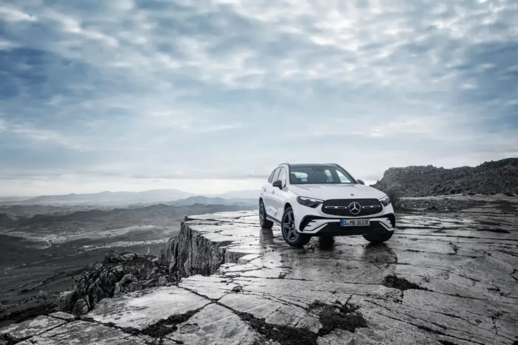 Mercedes-Benz GLC 2023: priser och egenskaper