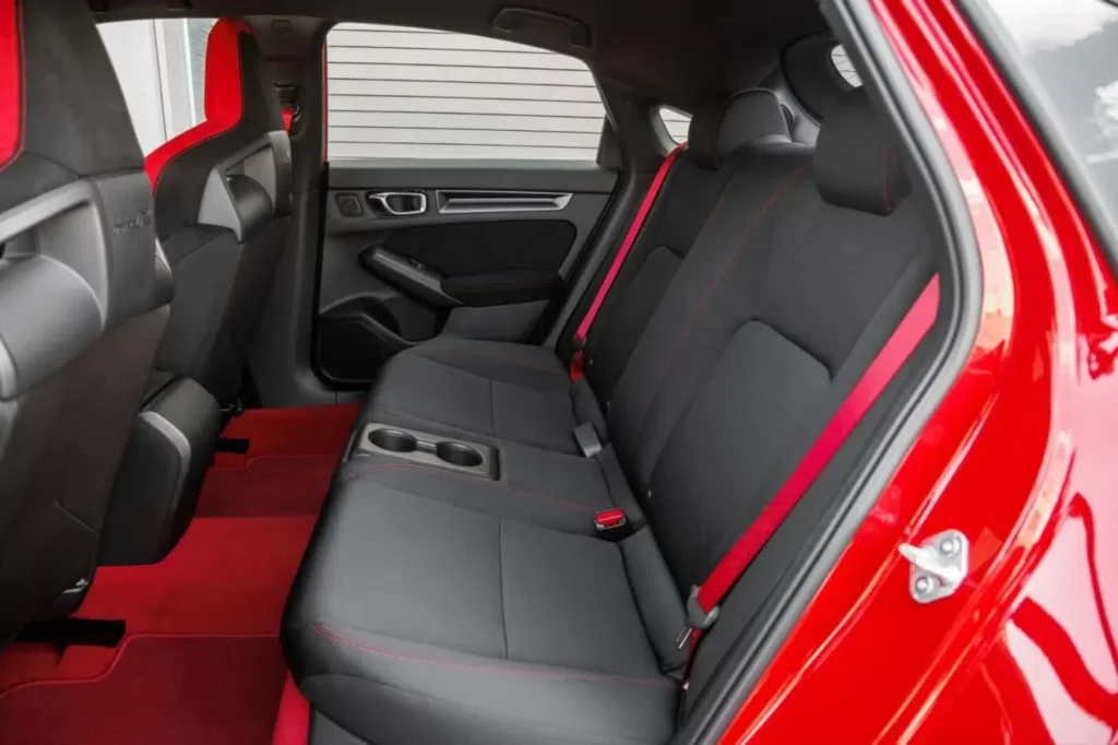 Honda Civic Type R 2023: priser och egenskaper