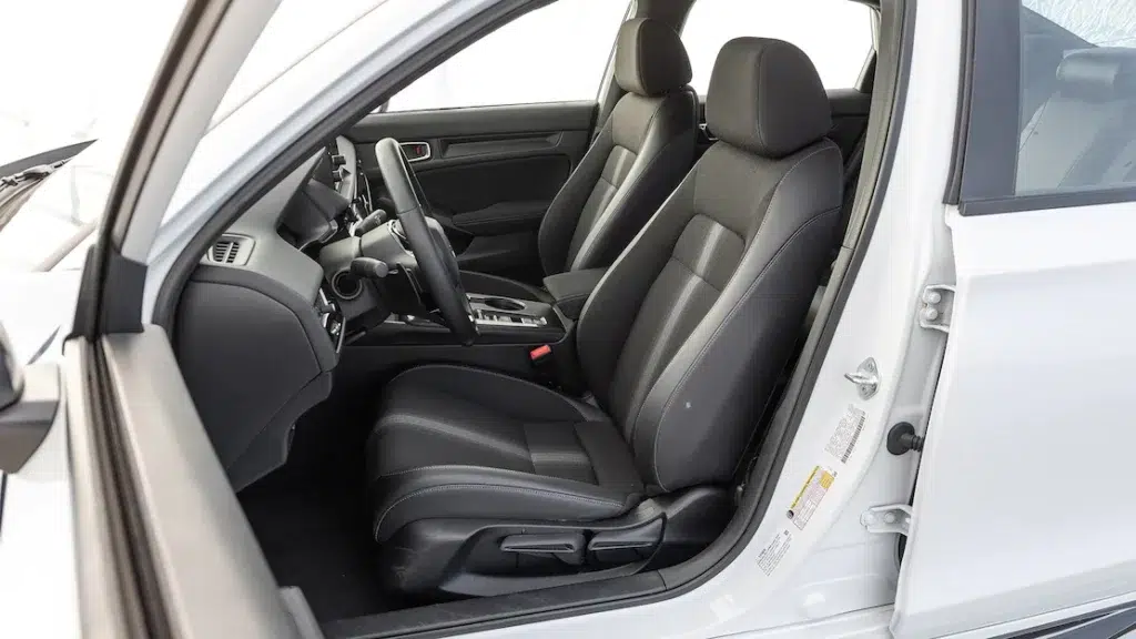Honda Civic 2023: priser och egenskaper
