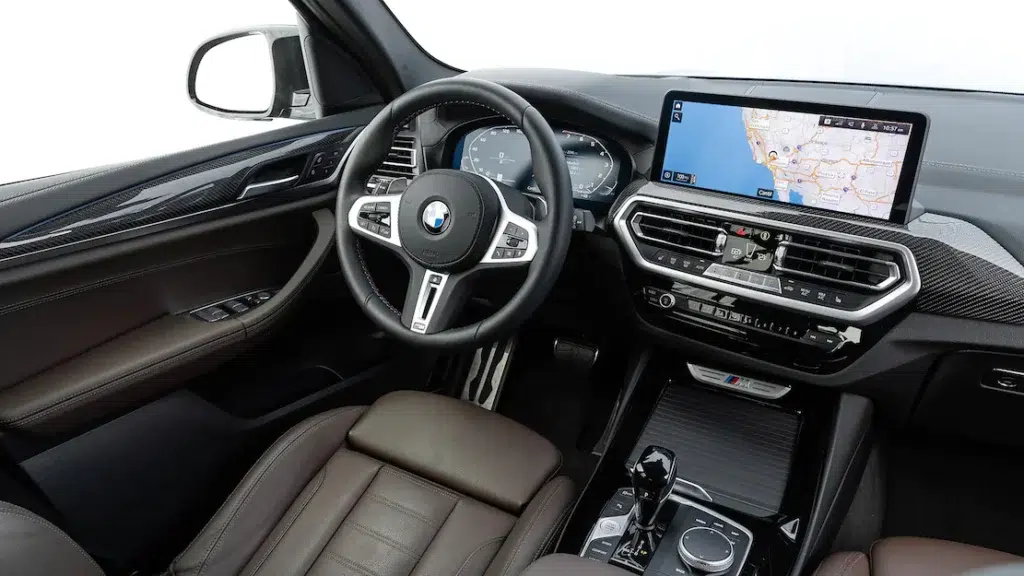 BMW X3 2023: priser och egenskaper